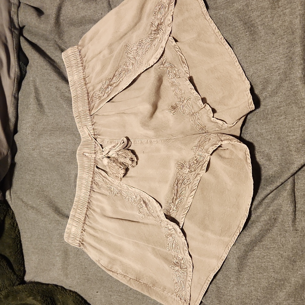 Earthbound shorts
